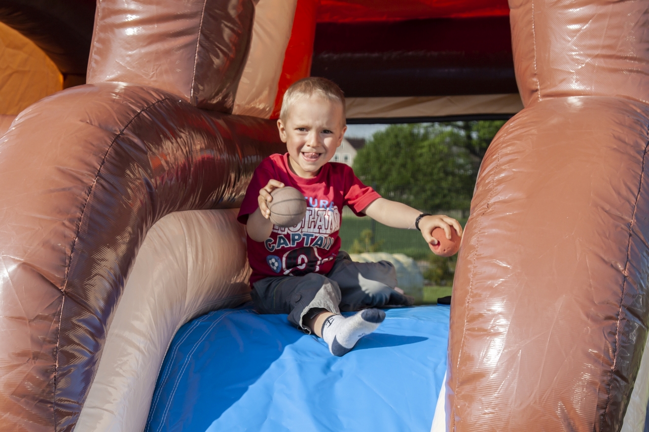 Dmuchaniec Zamek piracki